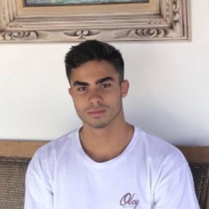 Meet your Posher, Thomas